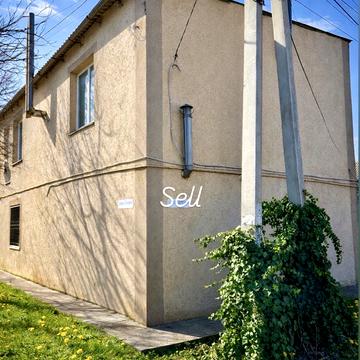 10-та Поздовжня вул., 73