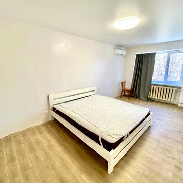 Дегтярівська вул., 11-В