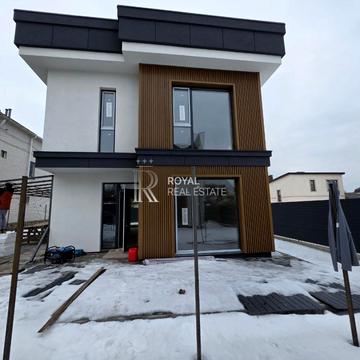 Микільська вул. (Димитрова), 3