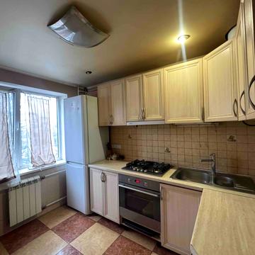 Гетьмана Мазепи вул., 28