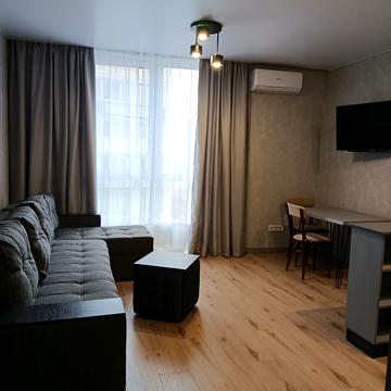 Вільгельма Котарбінського вул. (Миколи Кравченка), 24