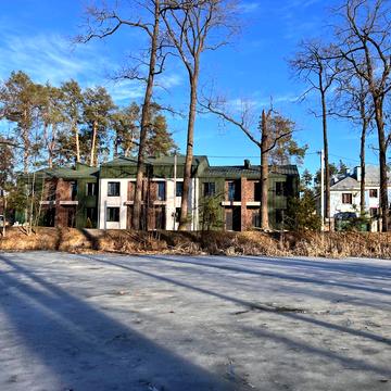 Варшавська вул., 87-Б