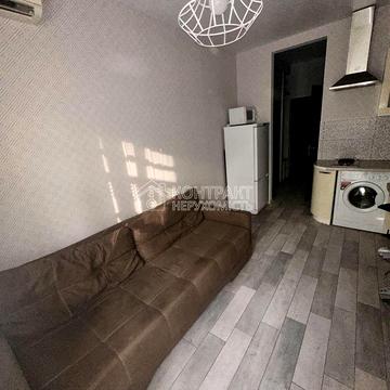 Фесенківська вул., 15