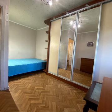 Зодчих вул., 80