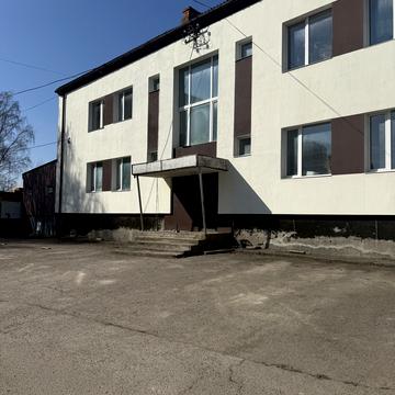 Трудова вул., 4