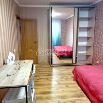 Леся Сердюка вул. (Командарма Корка), 4