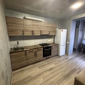 Сімейна вул., 4