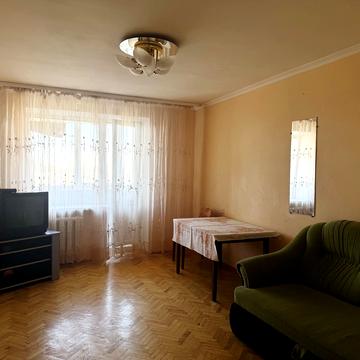 Олександра Довженка вул., 14