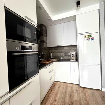 Академіка Шалімова вул., 59