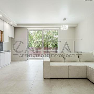 Ярослава Мудрого вул., 27