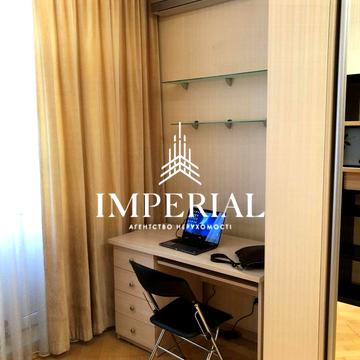 Антоновича вул. (Горького), 72