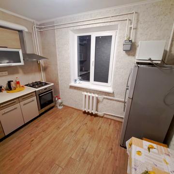 Лариси Руденко вул., 8