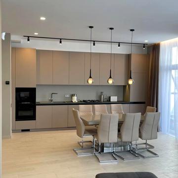 Вячеслава Чорновола просп. (), 16ж