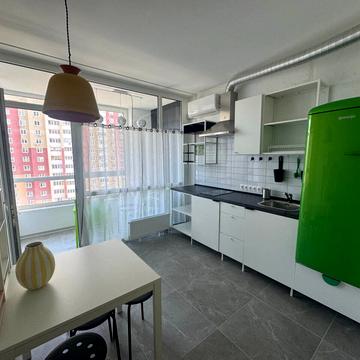 Олександра Олеся вул., 2-В