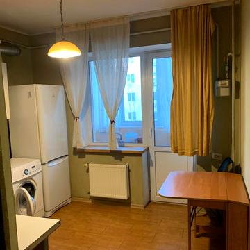 Лесі Українки вул., 11