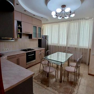 Тополина вул., 14/1