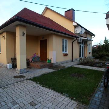 Прямий провулок, 10