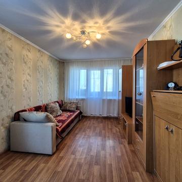 Метробудівська вул., 1/35