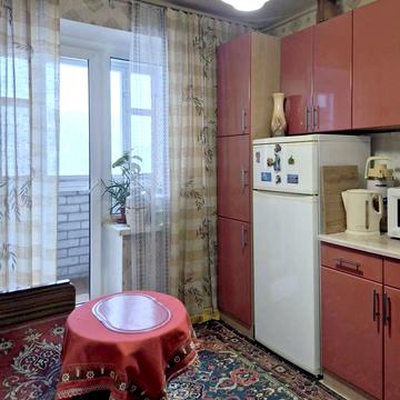 Зоряний бульв., 1