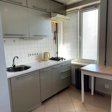 Львівська вул., 7/9