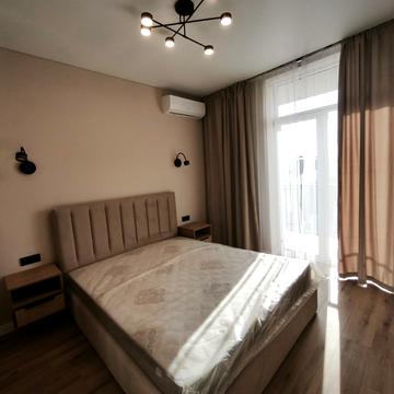 Загорська вул., (Будинок)