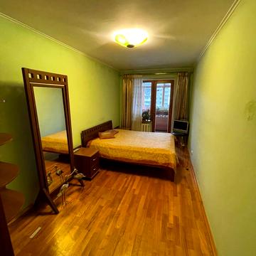 Осіння вул., 13