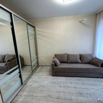 Добровольців пров., 21