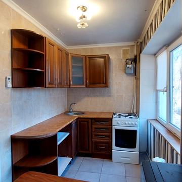 Князя Володимира Великого просп., 81