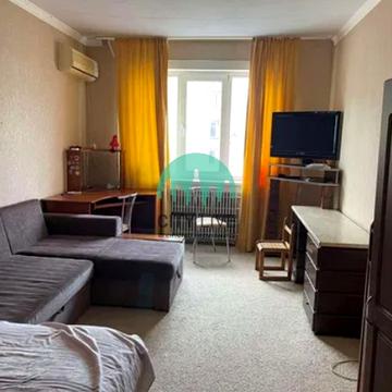 Молодіжна вул., 3а