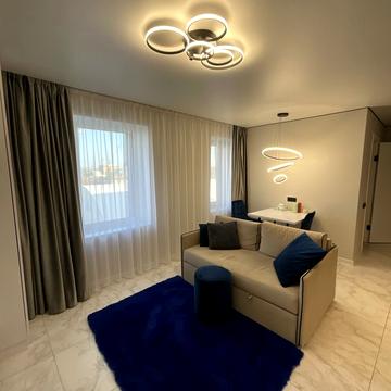 Степана Бандери вул., (Будинок 4)