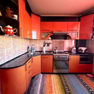 Приозерна вул., 21