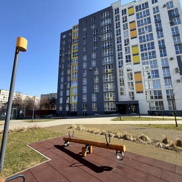 Якова Гніздовського вул., 75в