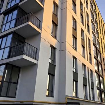 Степана Бандери вул., 35