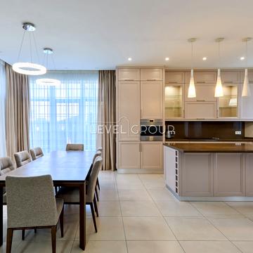 Порічкова вул., 166