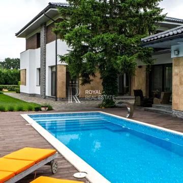 Партизанська вул., 1