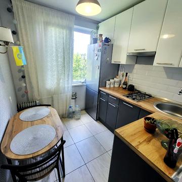 Рятувальників вул., 24