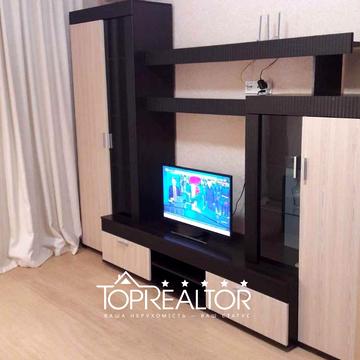 Академіка Павлова вул., 313