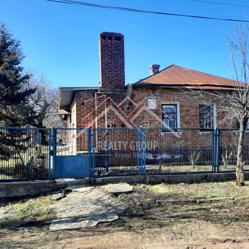 Малинова вул., 18