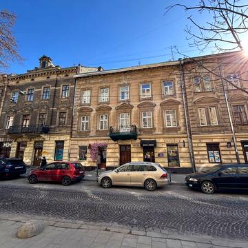 Пекарська вул., 20