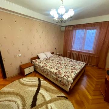 Амвросія Бучми бульв., 6-Г