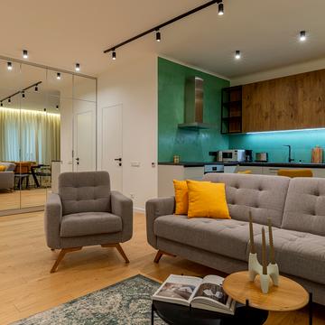 Рейтарська вул., 21/13