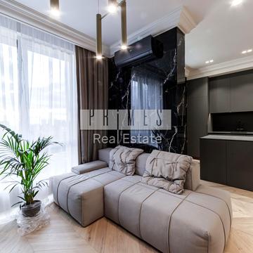 Бульварно-Кудрявська вул. (Воровського), 17