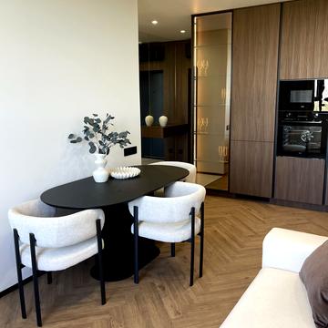 Університетська вул., 3/8