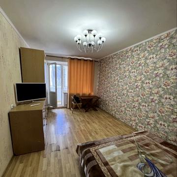 Львівське шосе, 18