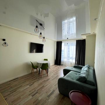 Зарічна вул., 1-Б