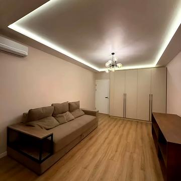 Олександра Довженка вул., 21а