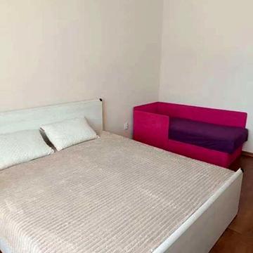 Ревуцького вул., 54-Б