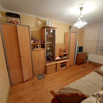 Лихвинська Стінка вул. (Гамалія), 3