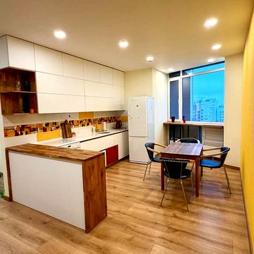 Сімферопольська вул., 2-П