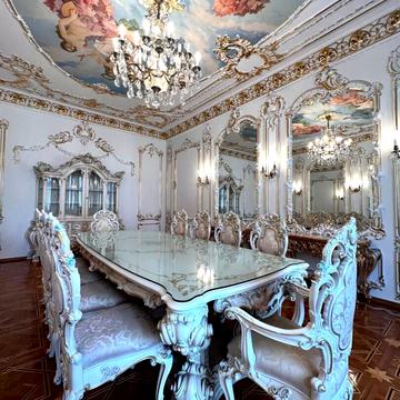 Олекси Новаківського вул., 8